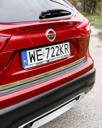 Nissan Qashqai cena 69900 przebieg: 62000, rok produkcji 2015 z Warszawa małe 56